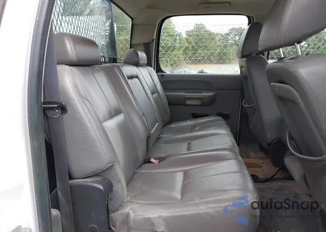 2008 Chevrolet Silverado 2500Hd Work Truck z USA, uszkodzony, nr VIN 1GCHC23K38F216002